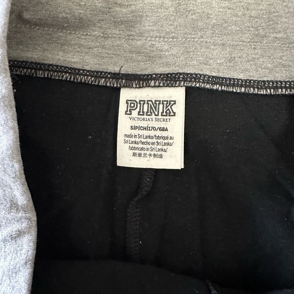 Victoria’s Secret Pink - Black Leggings - Picture 5 of 7